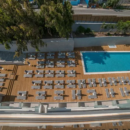 Готель Beach 3*