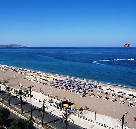 Beach Готель 3*