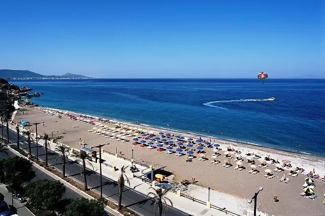 Beach Hotel 3*