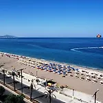 Beach 호텔 3*