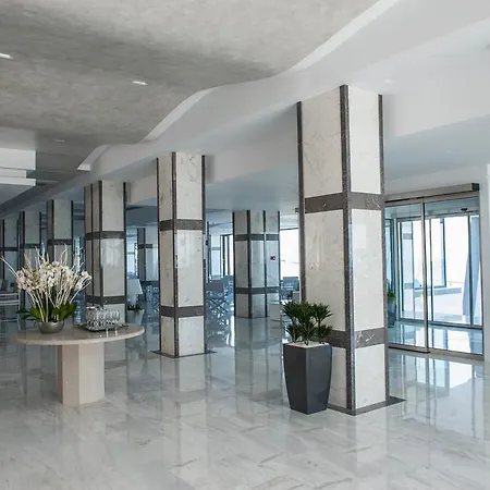 Beach Hotell